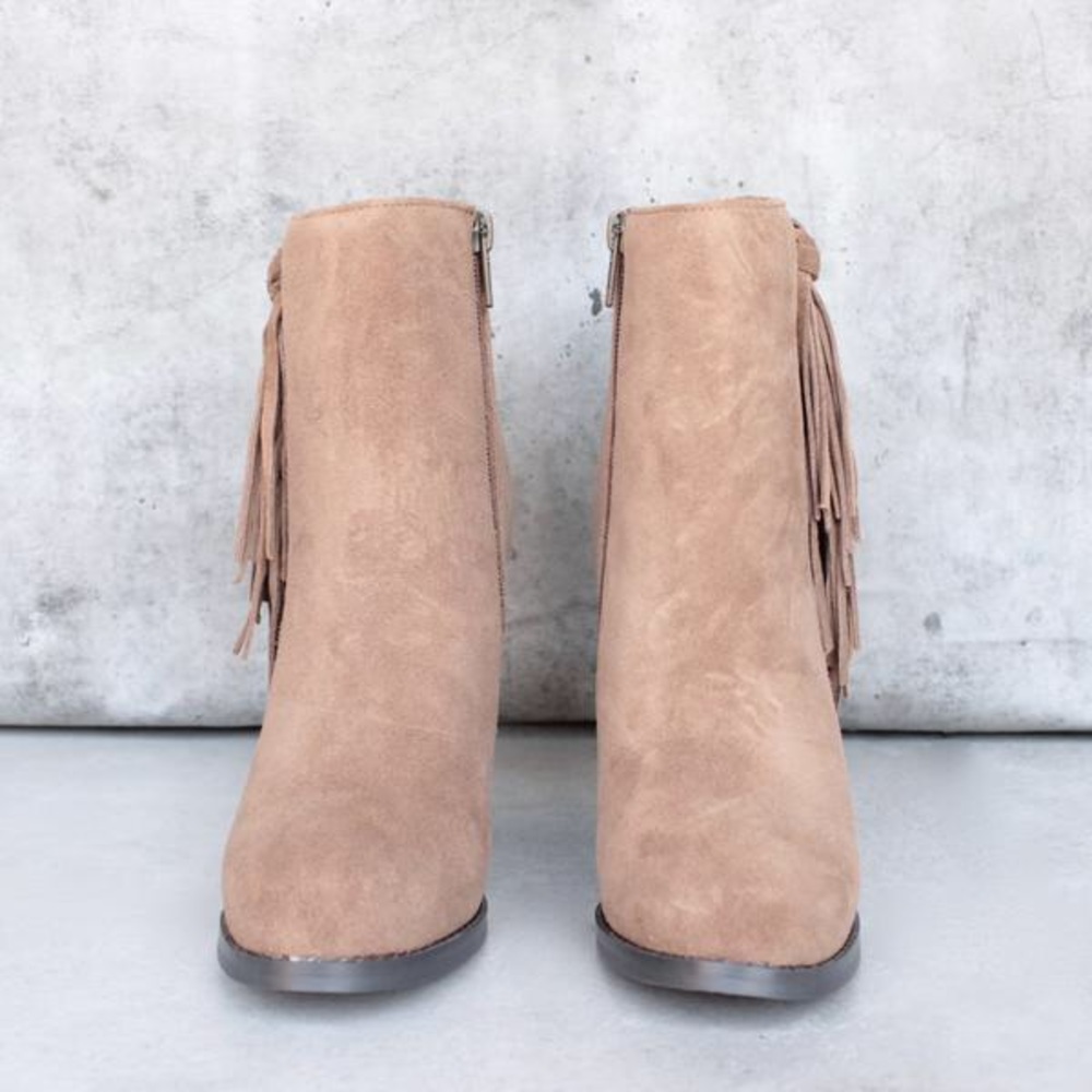 Leather Knotted Fringe Block Heel Ankle Booties - Picture 3 of 4